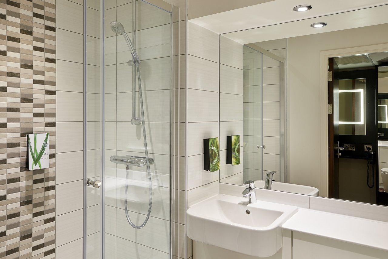 Premier Inn London Бромлі Екстер'єр фото